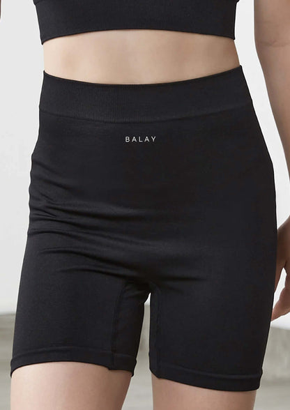 BALAY SEAMLESS SHORTS - KIDS